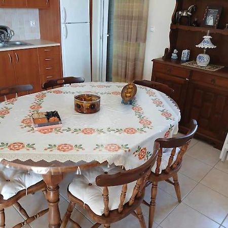Παραθαλασσιο Σπιτι Στην Εξοχη Vila Tsakei Exterior foto