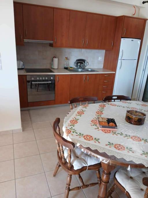 Παραθαλασσιο Σπιτι Στην Εξοχη Vila Tsakei Exterior foto