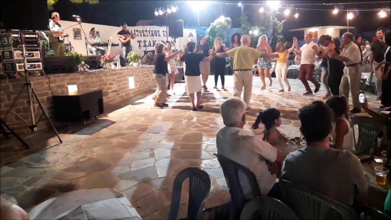 Παραθαλασσιο Σπιτι Στην Εξοχη Vila Tsakei Exterior foto